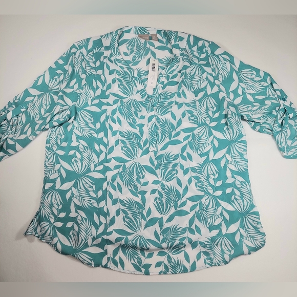Chico's Tops - NWT Chico’s Sz 3 AMAZING Blouse 3/4 Sleeve Shannon EASTERN MIX Leaves Reef